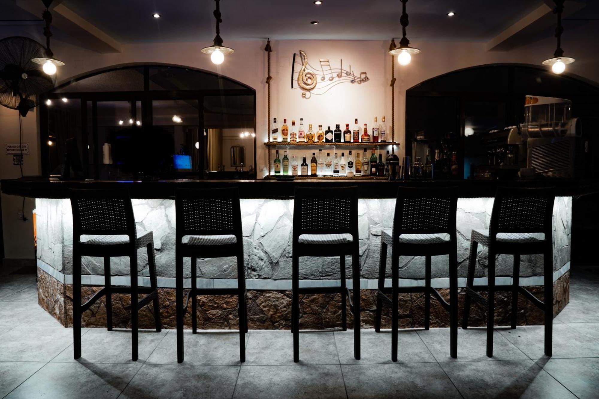 Maltezos Hotel Gouvia Exterior photo