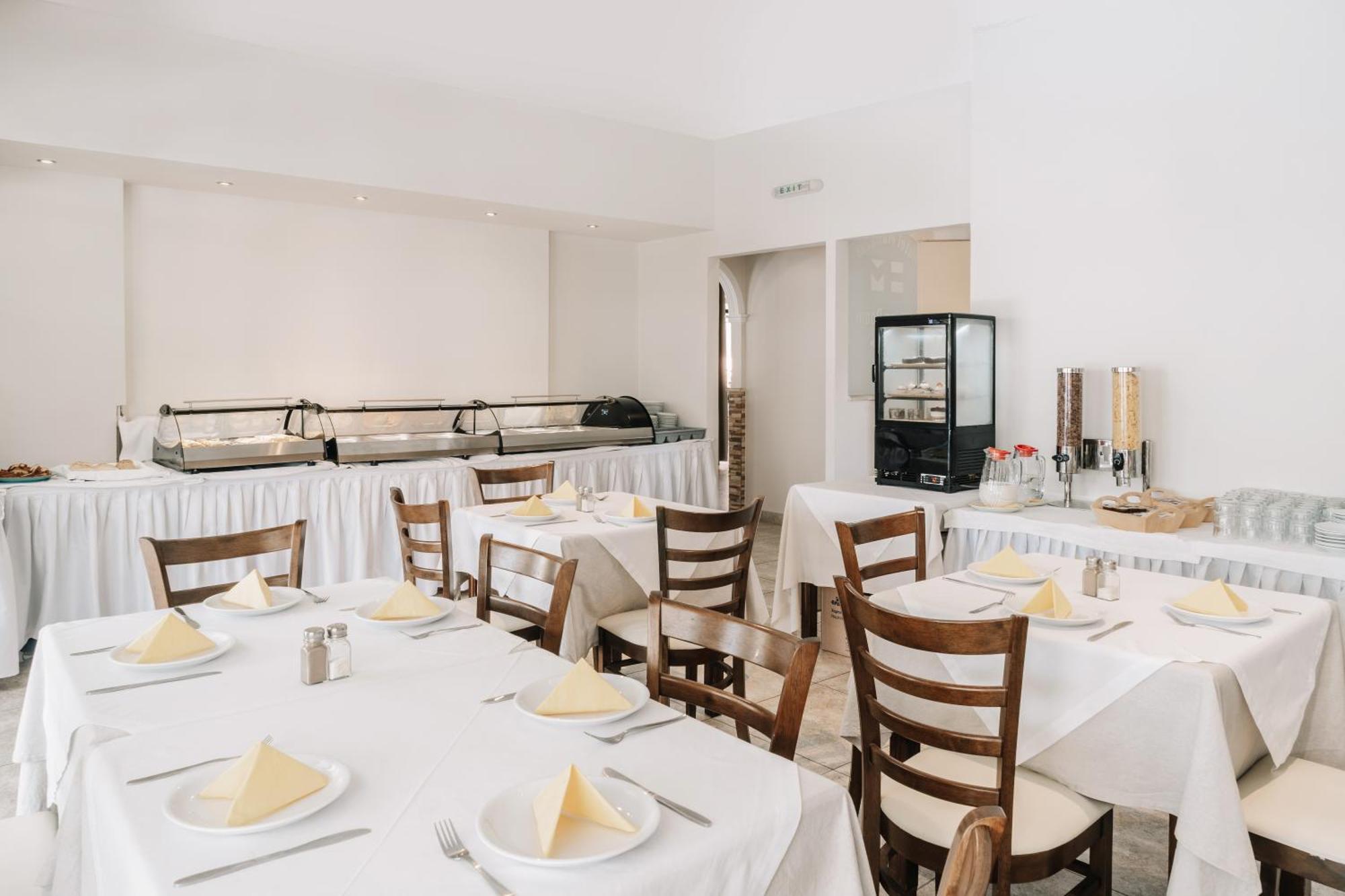 Maltezos Hotel Gouvia Exterior photo